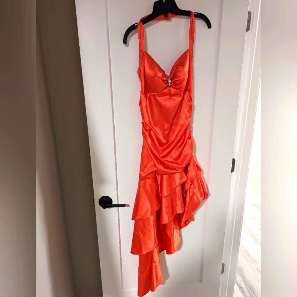 Gorgeous grad dress